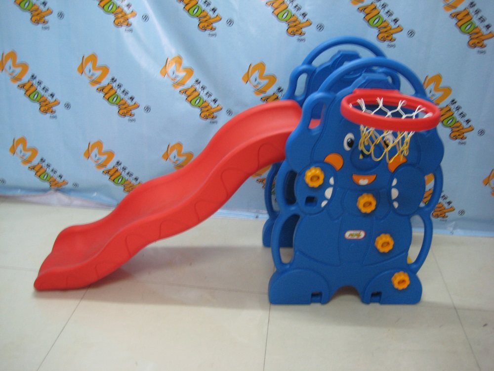 Small Plastic Slides with Basketball