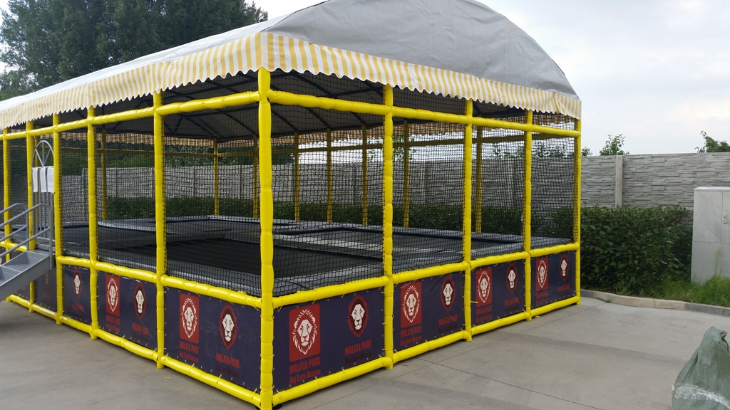Mich Outdoor Trampoline Park with Tent